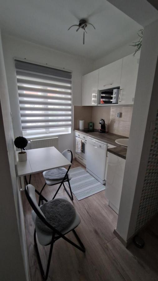 Anida Holiday Home Шопрон Екстер'єр фото