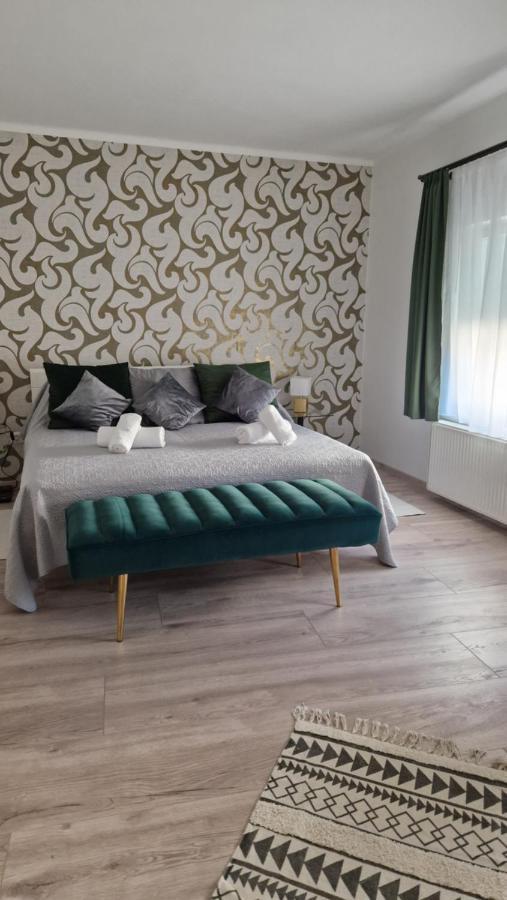 Anida Holiday Home Шопрон Екстер'єр фото