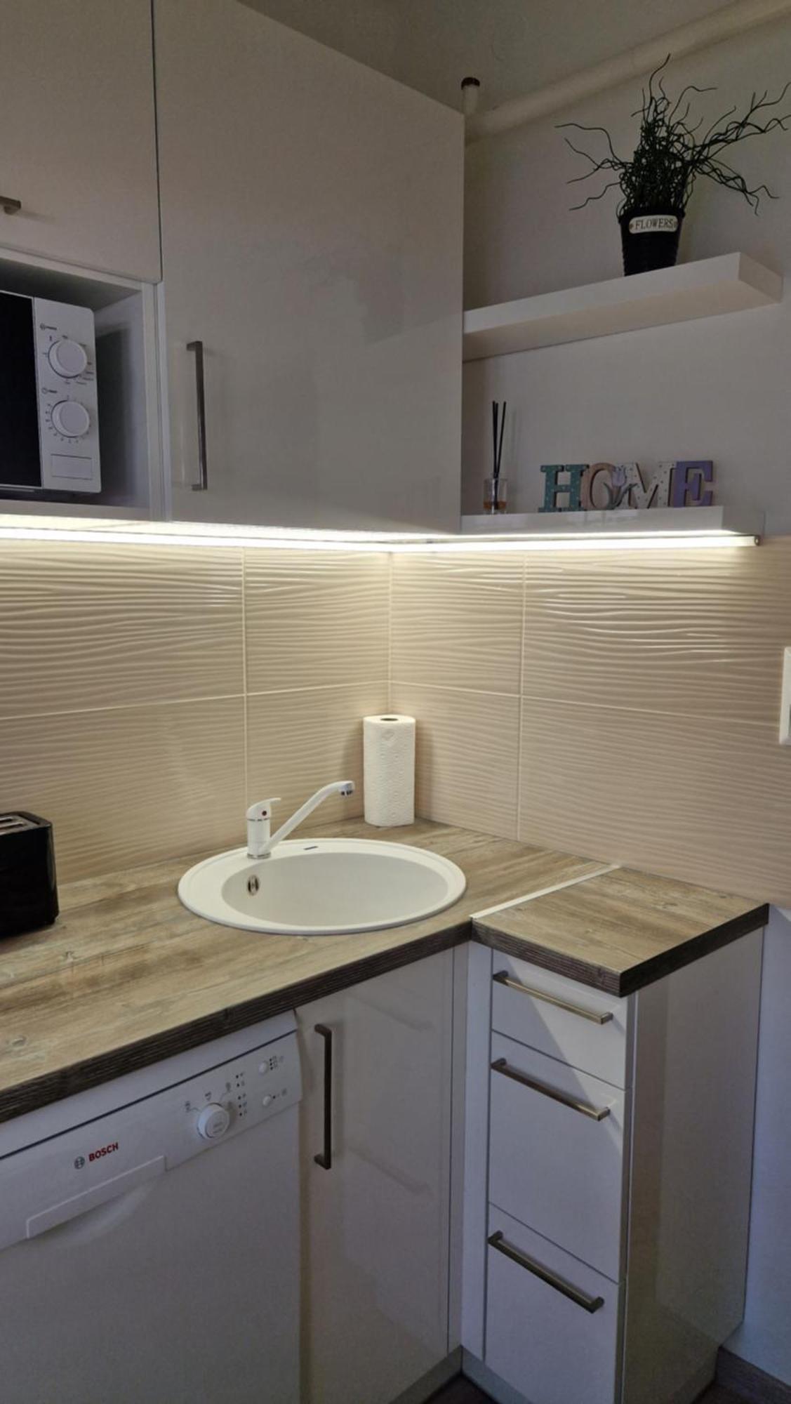 Anida Holiday Home Шопрон Екстер'єр фото